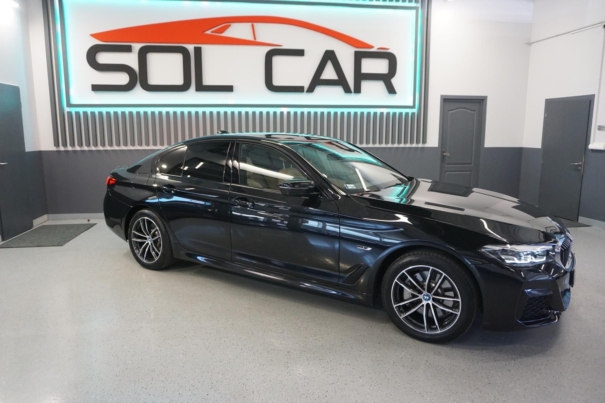 BMW 530e (Automata) MAGYAR!KAMERA!DISTRO!PANORÁMA!